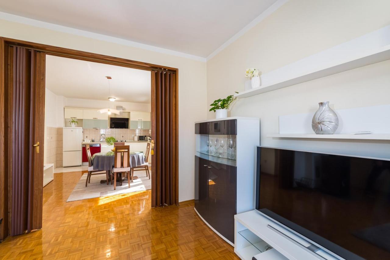 Apartment Visnja Задар Екстер'єр фото