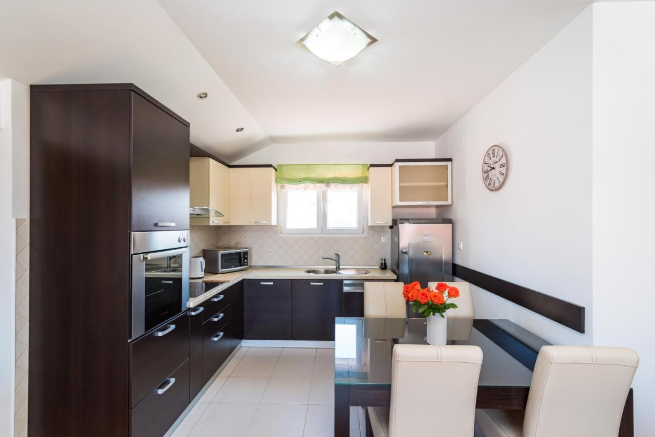 Apartment Visnja Задар Екстер'єр фото